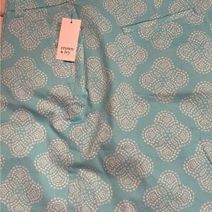 NWT Crown & Ivy shorts plus size 18